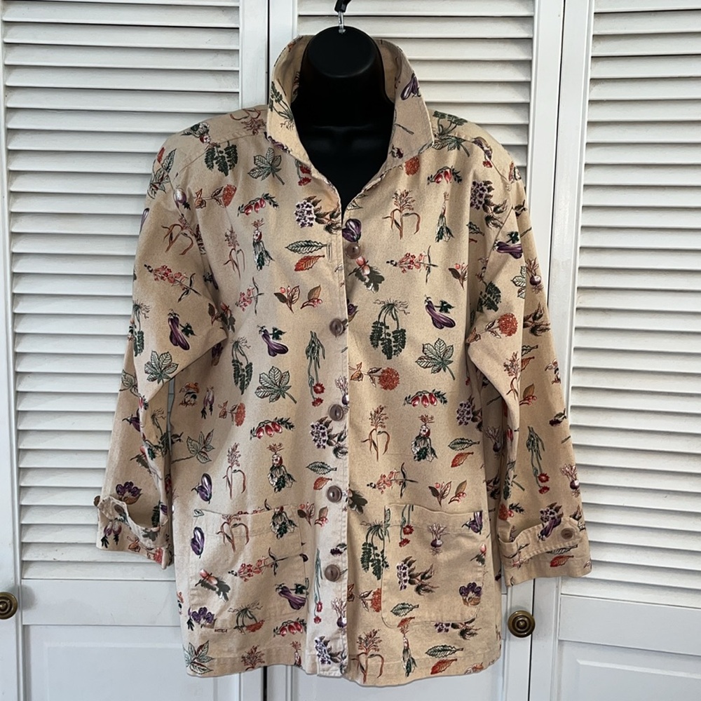 Vintage Rare Napa Valley Spring Fall Gardeners Shacket shirt
Garden girl